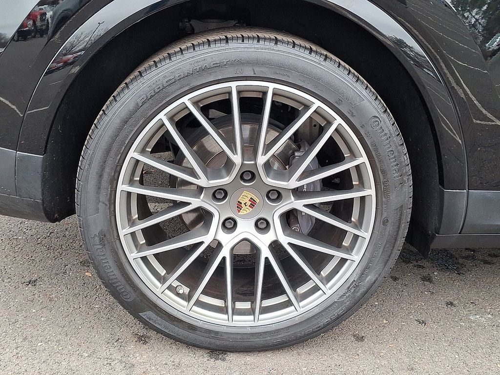 2022 Porsche Cayenne Platinum Edition