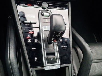 2022 Porsche Cayenne Platinum Edition