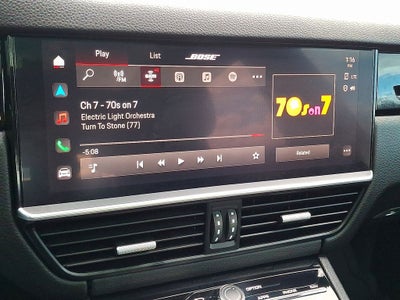 2023 Porsche Cayenne Base