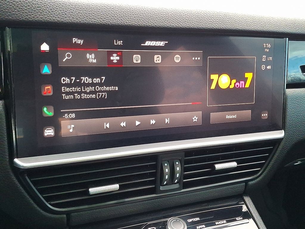 2023 Porsche Cayenne Base