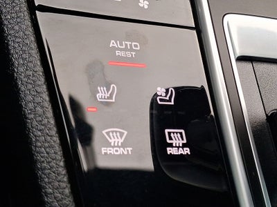 2023 Porsche Cayenne Base