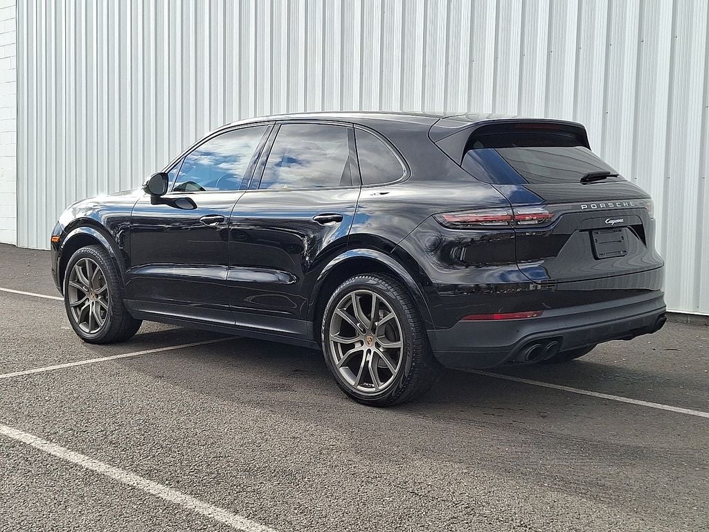 2023 Porsche Cayenne Base