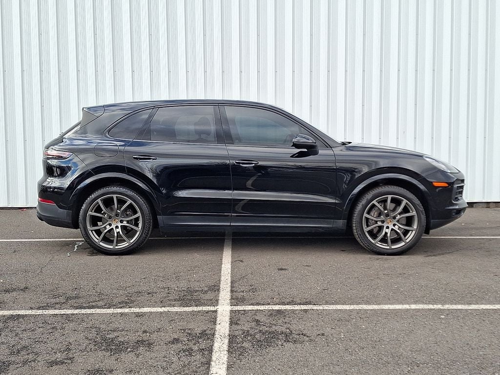 2023 Porsche Cayenne Base