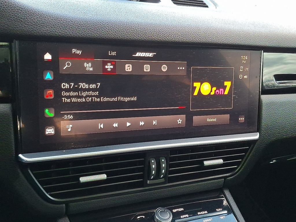 2023 Porsche Cayenne Base