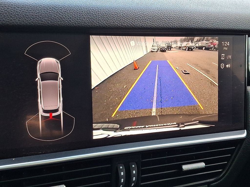 2023 Porsche Cayenne Base