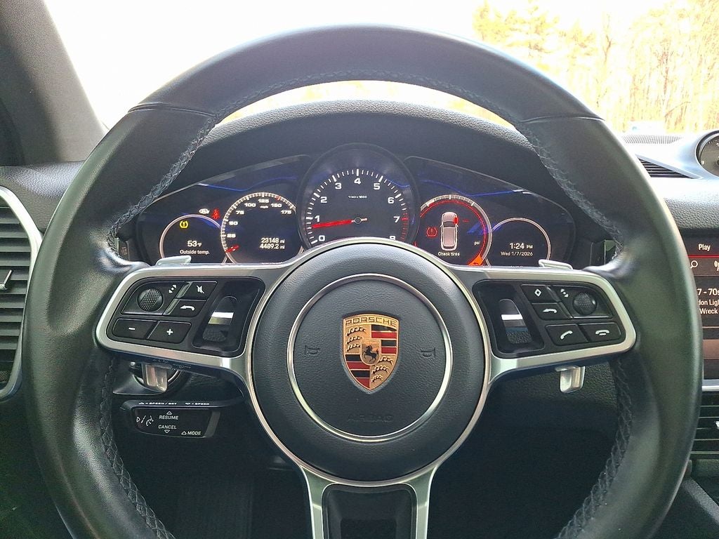 2023 Porsche Cayenne Base
