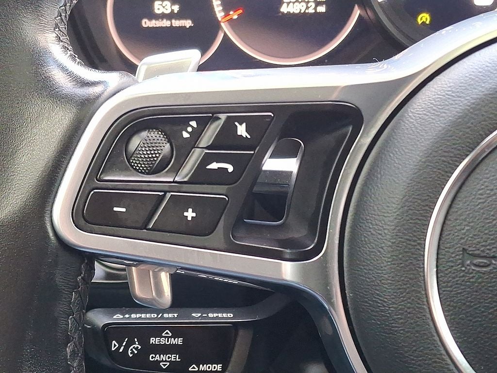 2023 Porsche Cayenne Base