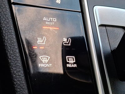 2023 Porsche Cayenne Base