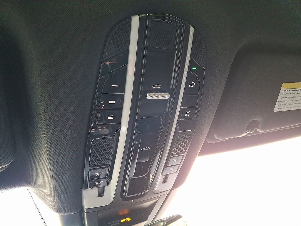 2023 Porsche Cayenne Base