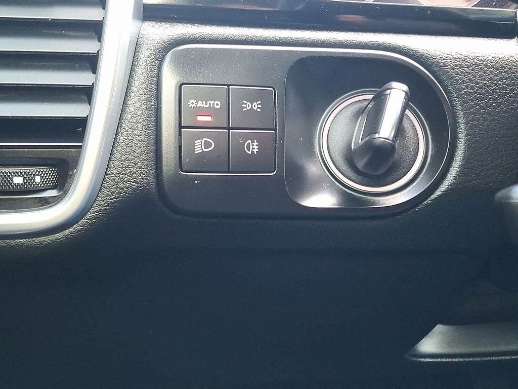 2023 Porsche Cayenne Base