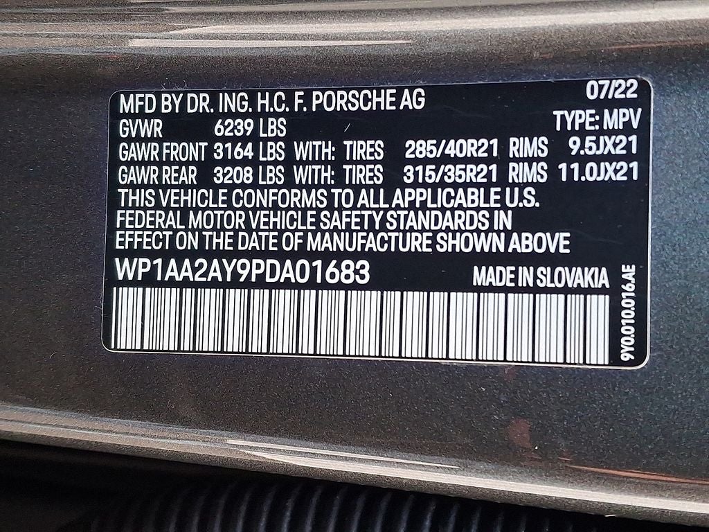 2023 Porsche Cayenne Base