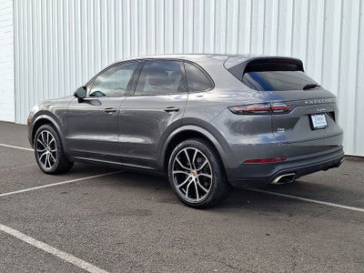 2023 Porsche Cayenne Base