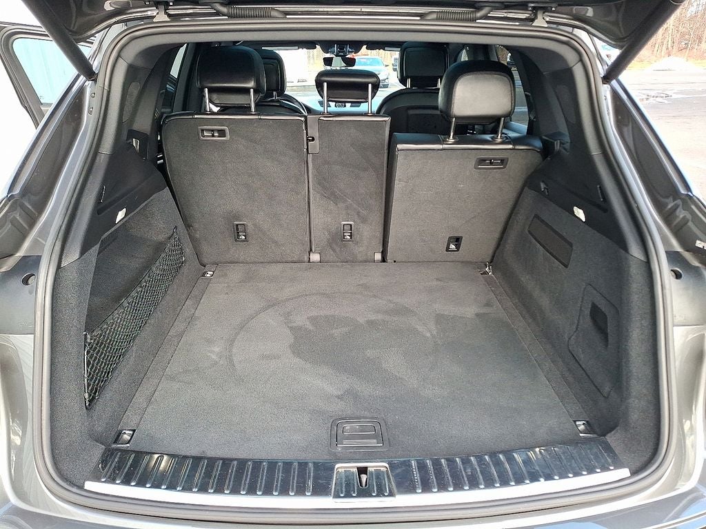 2023 Porsche Cayenne Base