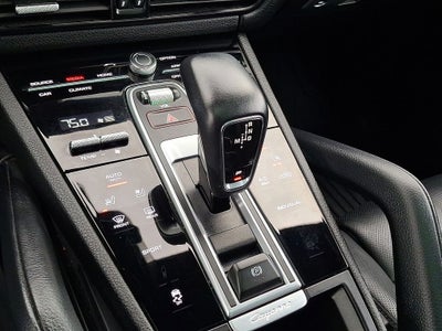 2023 Porsche Cayenne Platinum Edition