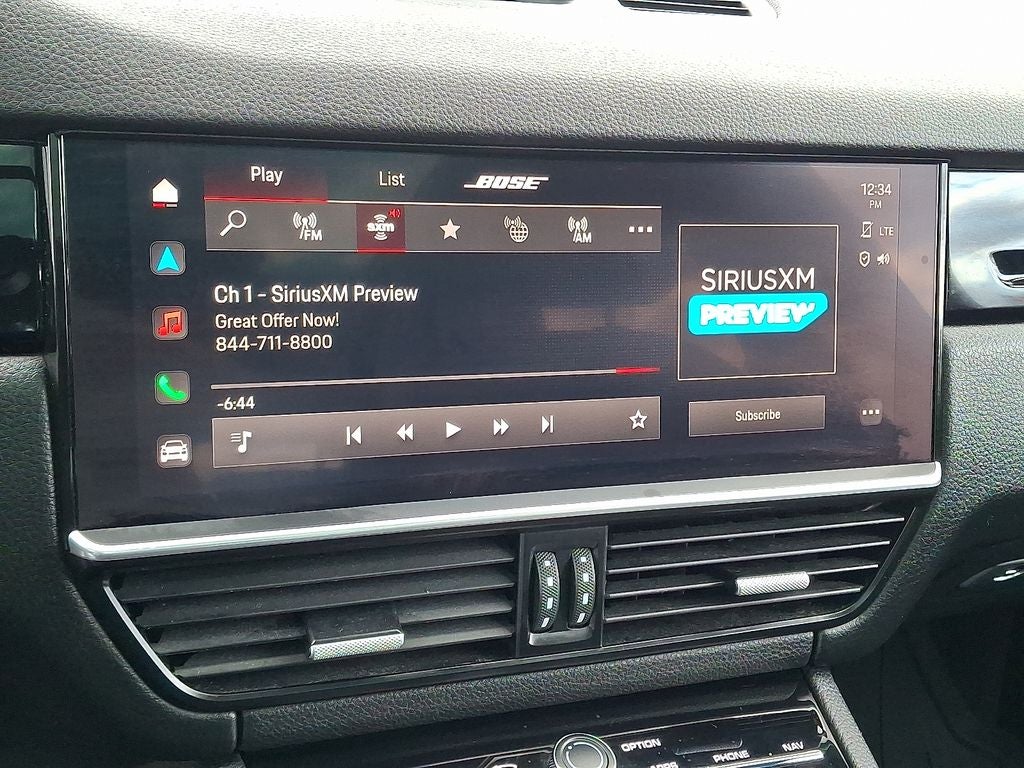 2023 Porsche Cayenne Platinum Edition