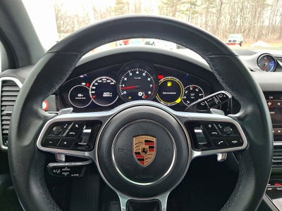 2023 Porsche Cayenne Platinum Edition