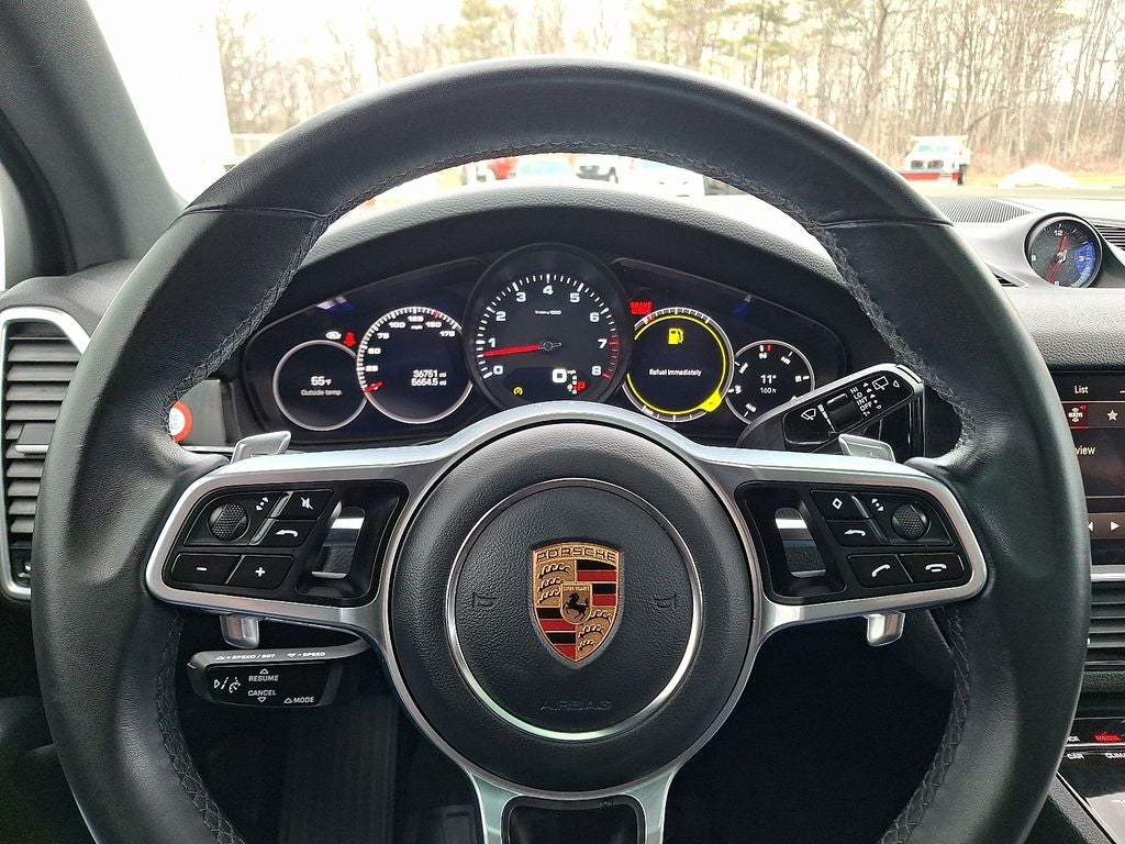 2023 Porsche Cayenne Platinum Edition