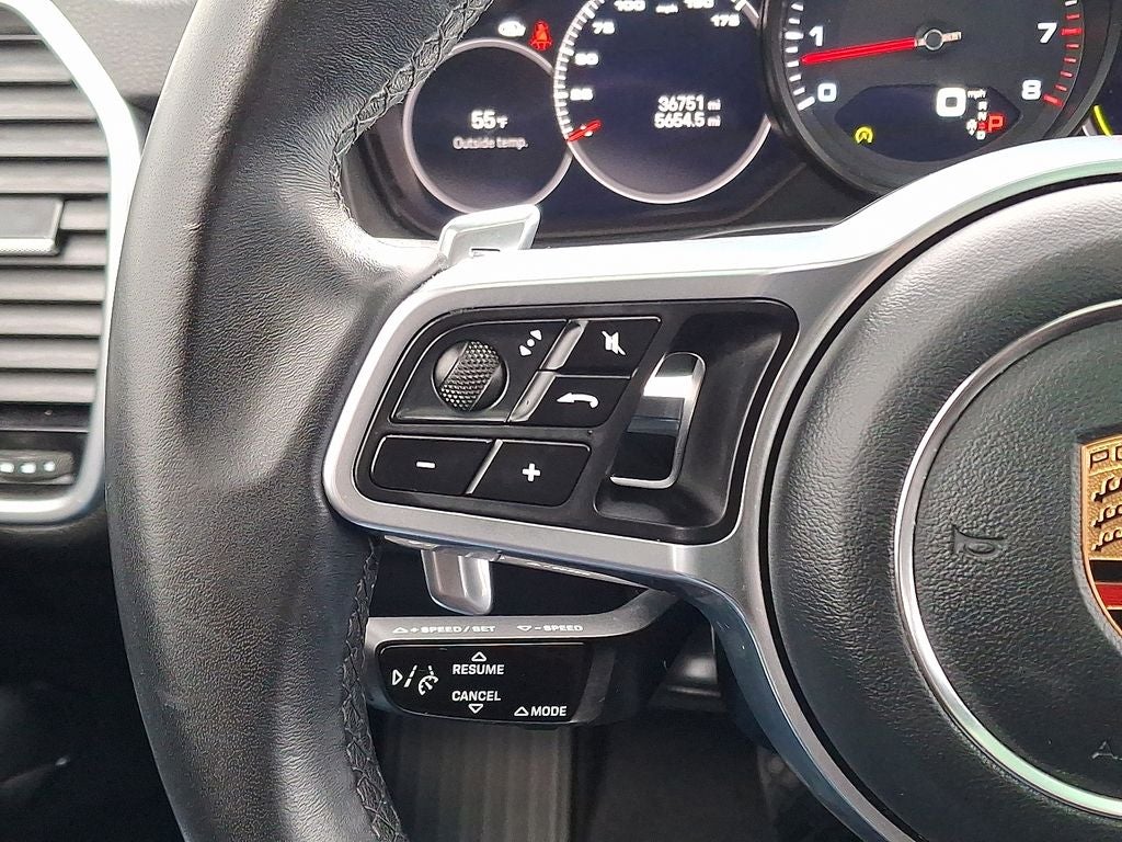 2023 Porsche Cayenne Platinum Edition