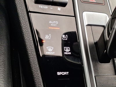 2023 Porsche Cayenne Platinum Edition