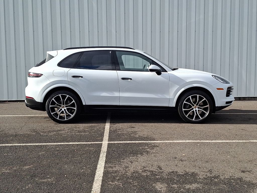 2023 Porsche Cayenne Platinum Edition