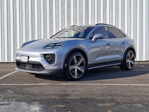 2025 Porsche Macan Electric 4