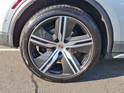 2025 Porsche Macan Electric 4