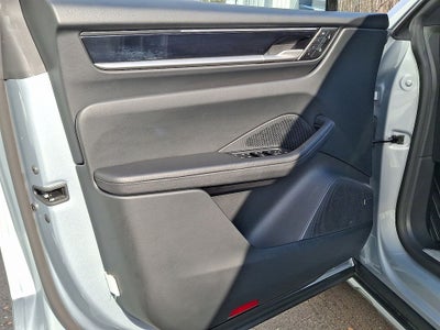 2025 Porsche Macan Electric 4