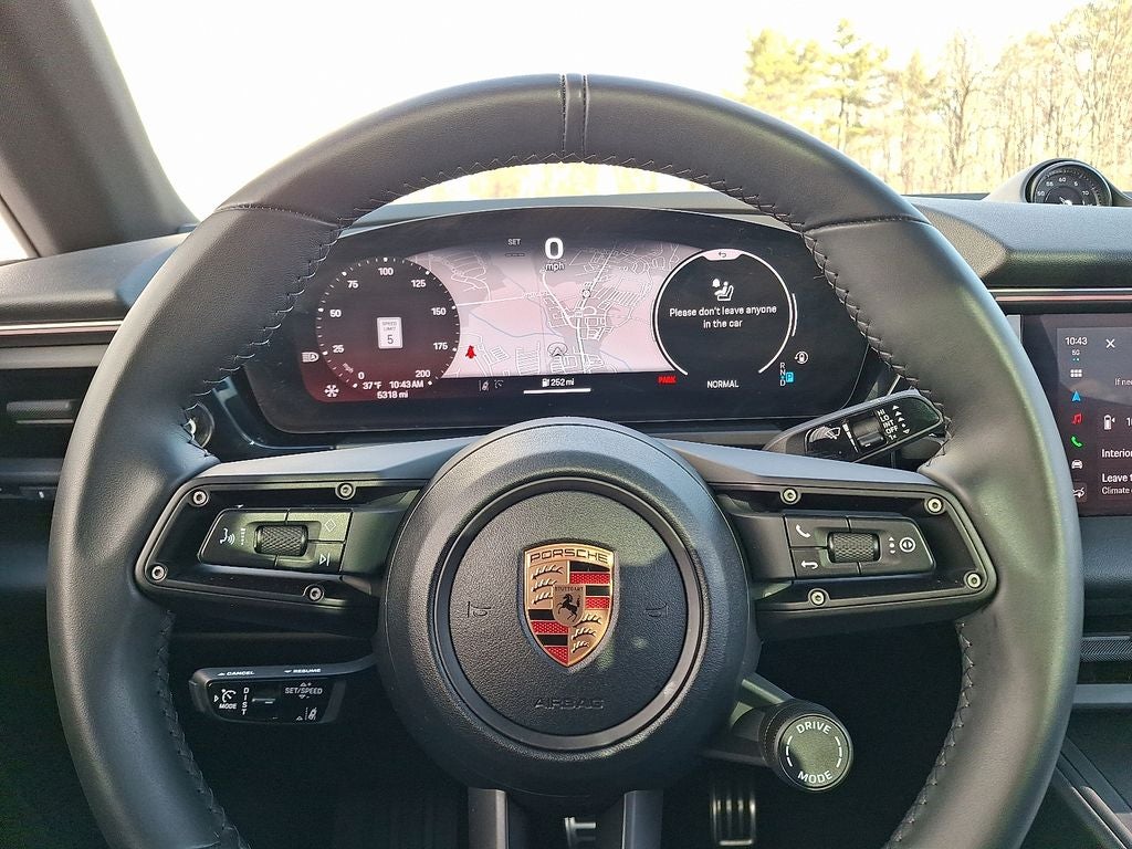 2025 Porsche Macan Electric 4