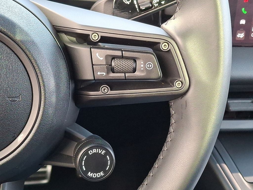 2025 Porsche Macan Electric 4