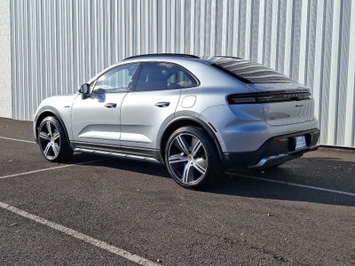 2025 Porsche Macan Electric 4