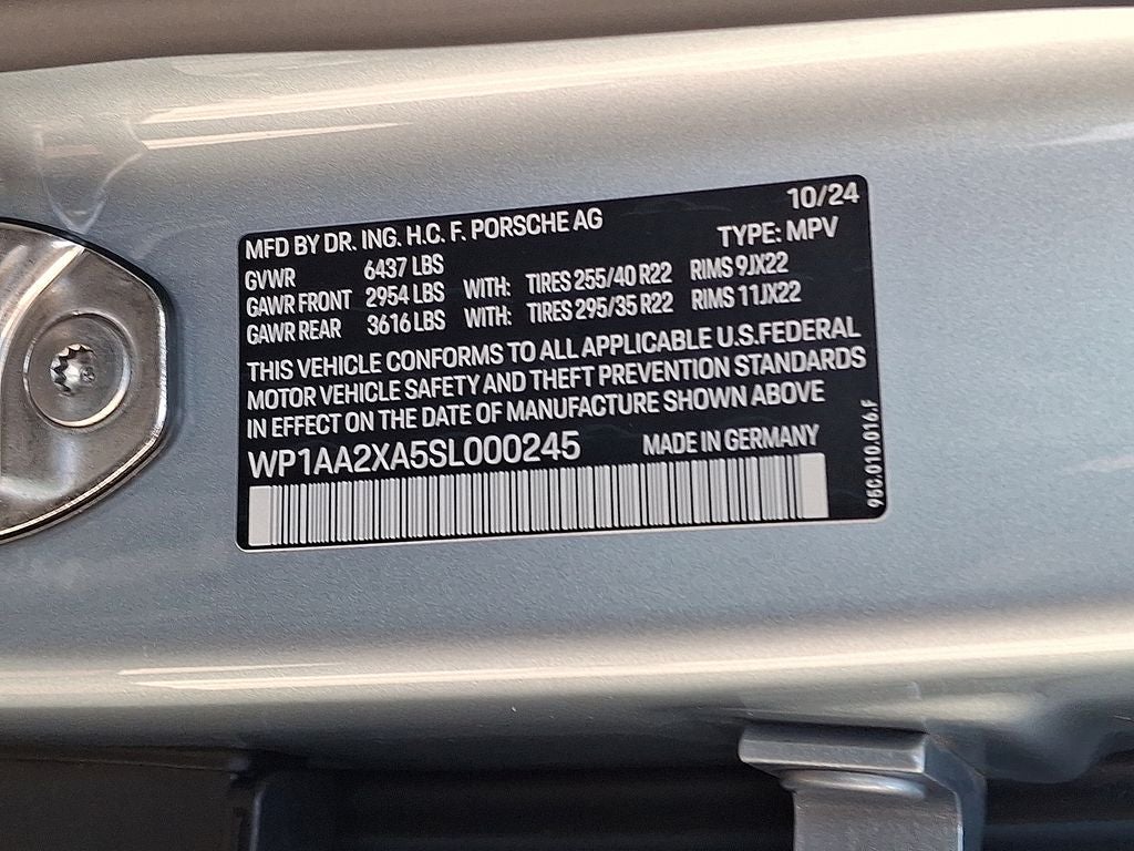 2025 Porsche Macan Electric 4