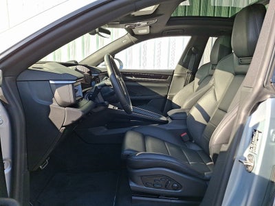 2025 Porsche Macan Electric 4