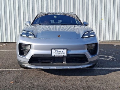 2025 Porsche Macan Electric 4