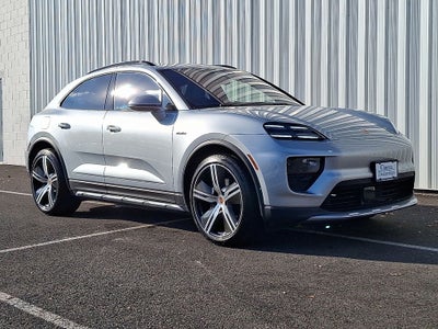 2025 Porsche Macan Electric 4