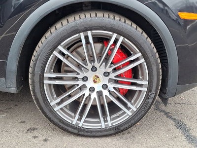 2017 Porsche Cayenne Turbo