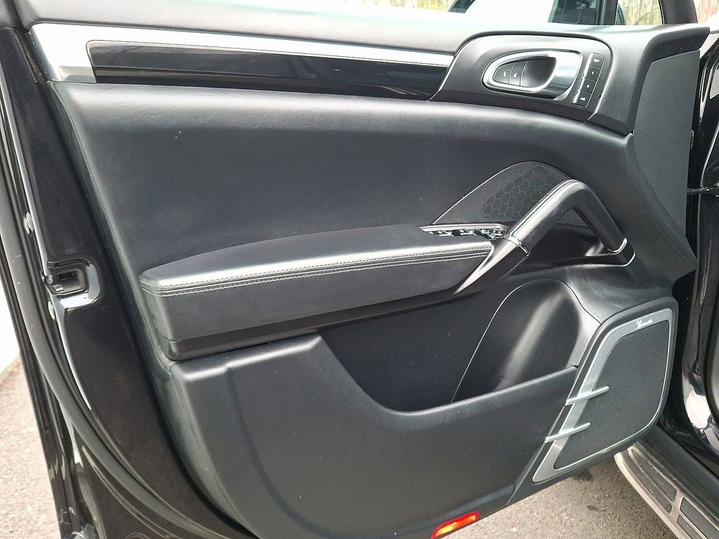 2017 Porsche Cayenne Turbo