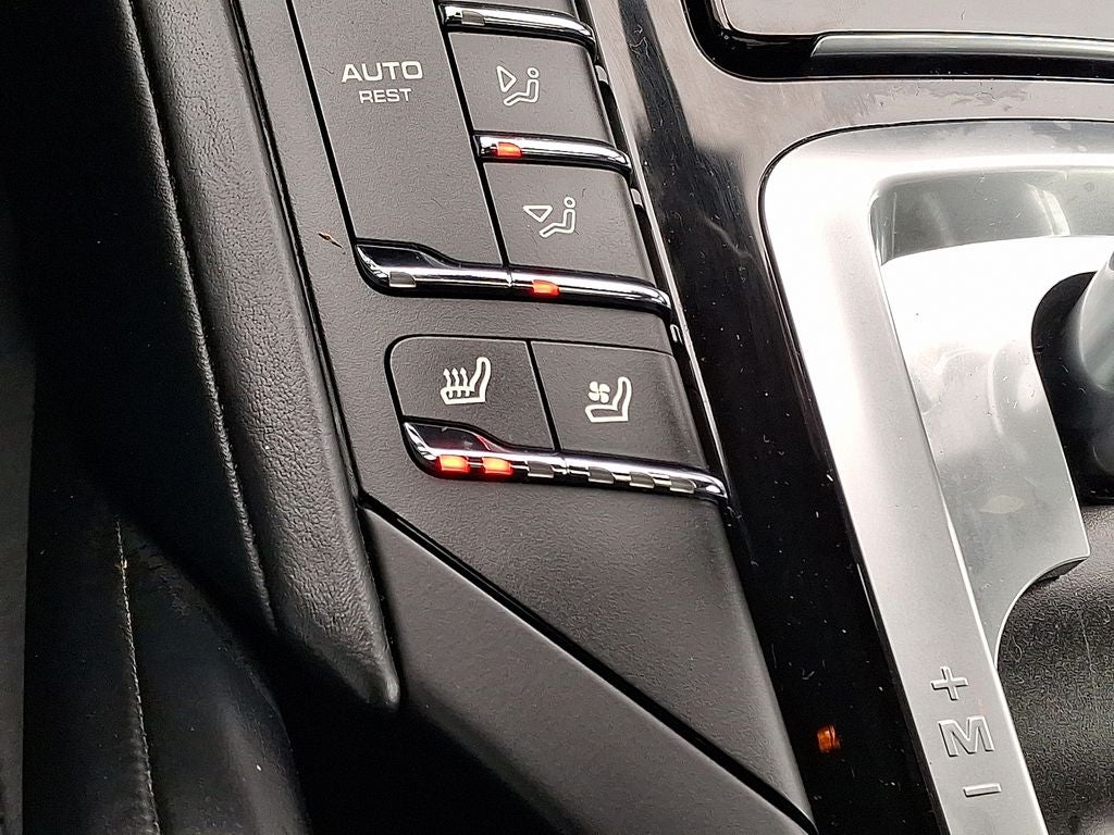 2017 Porsche Cayenne Turbo