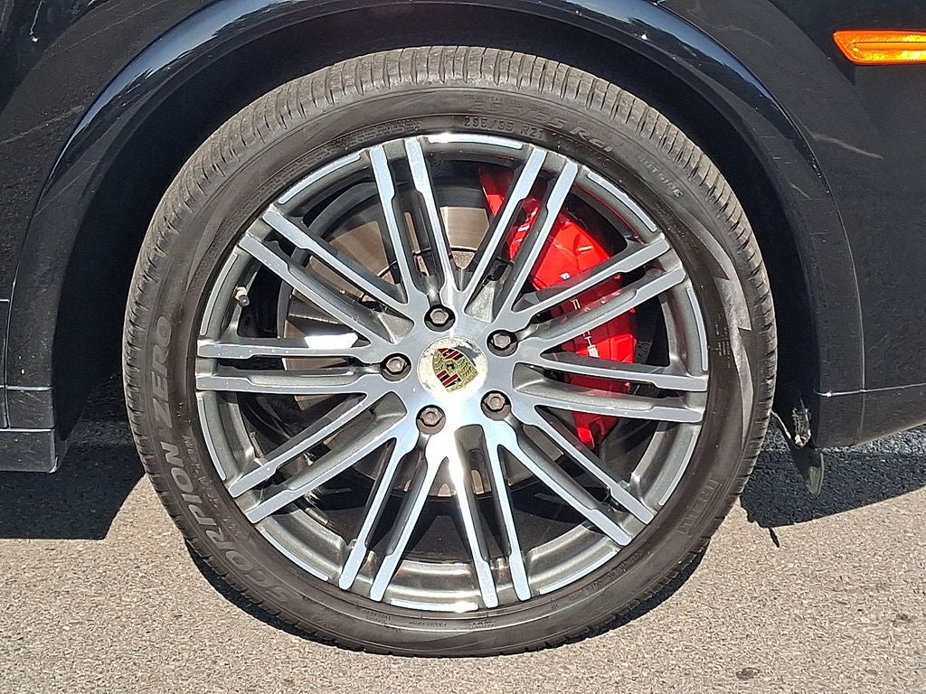 2017 Porsche Cayenne GTS