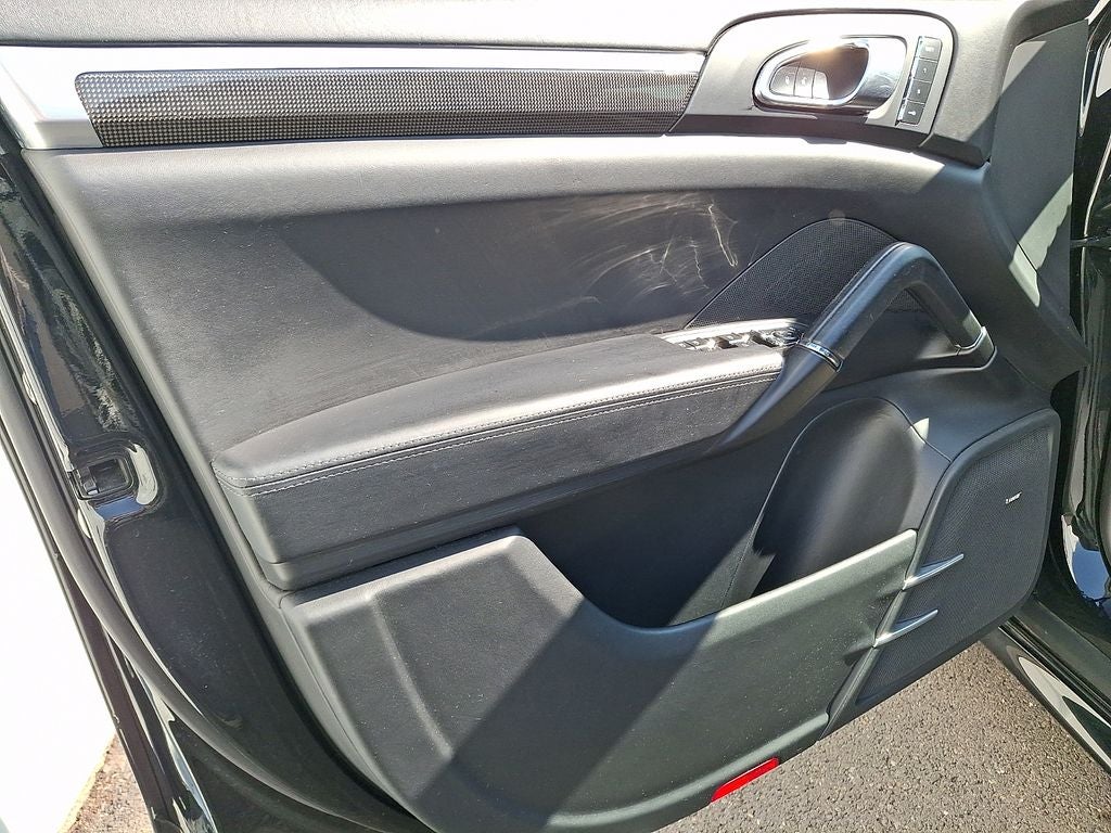 2017 Porsche Cayenne GTS