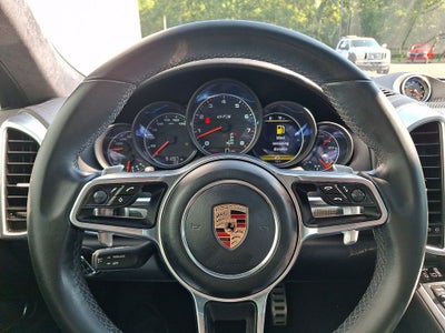 2017 Porsche Cayenne GTS