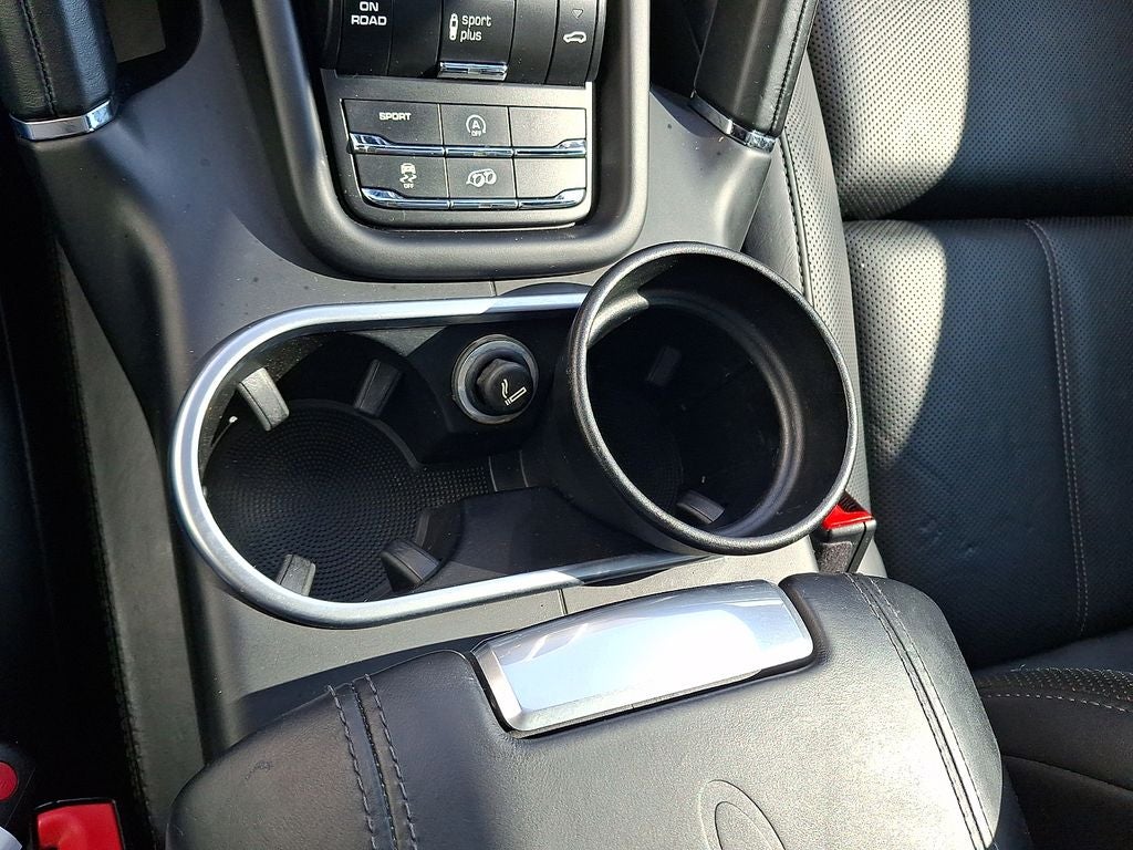 2017 Porsche Cayenne GTS