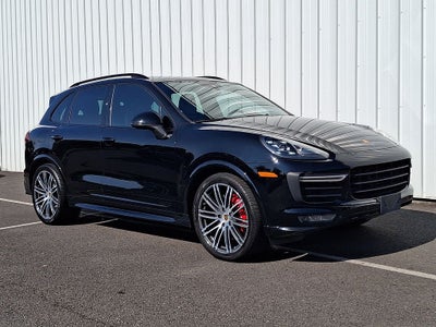 2017 Porsche Cayenne GTS