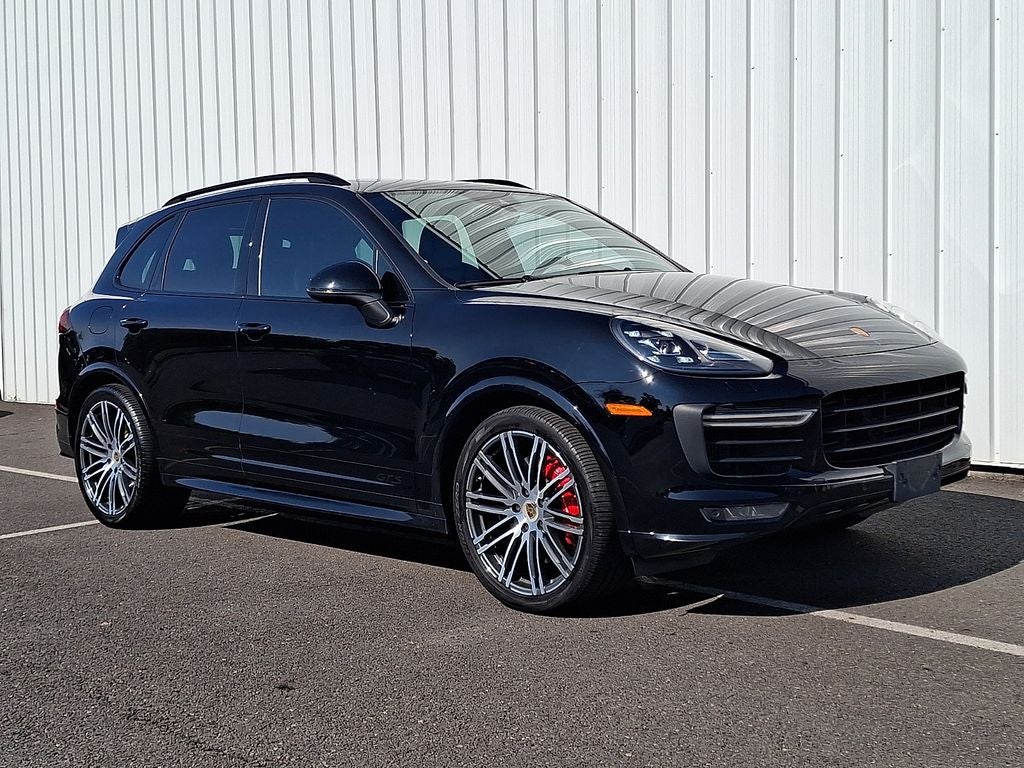 2017 Porsche Cayenne GTS