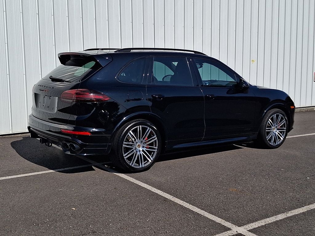 2017 Porsche Cayenne GTS