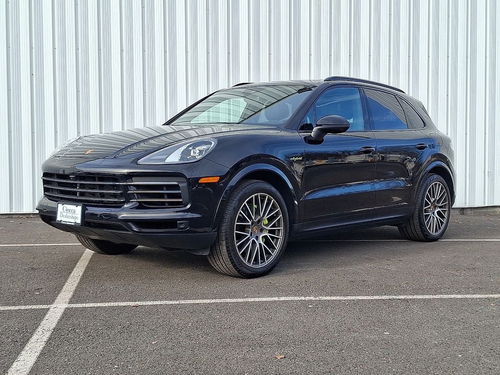 2023 Porsche Cayenne E-Hybrid Platinum Edition