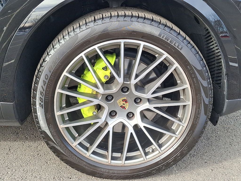 2023 Porsche Cayenne E-Hybrid Platinum Edition