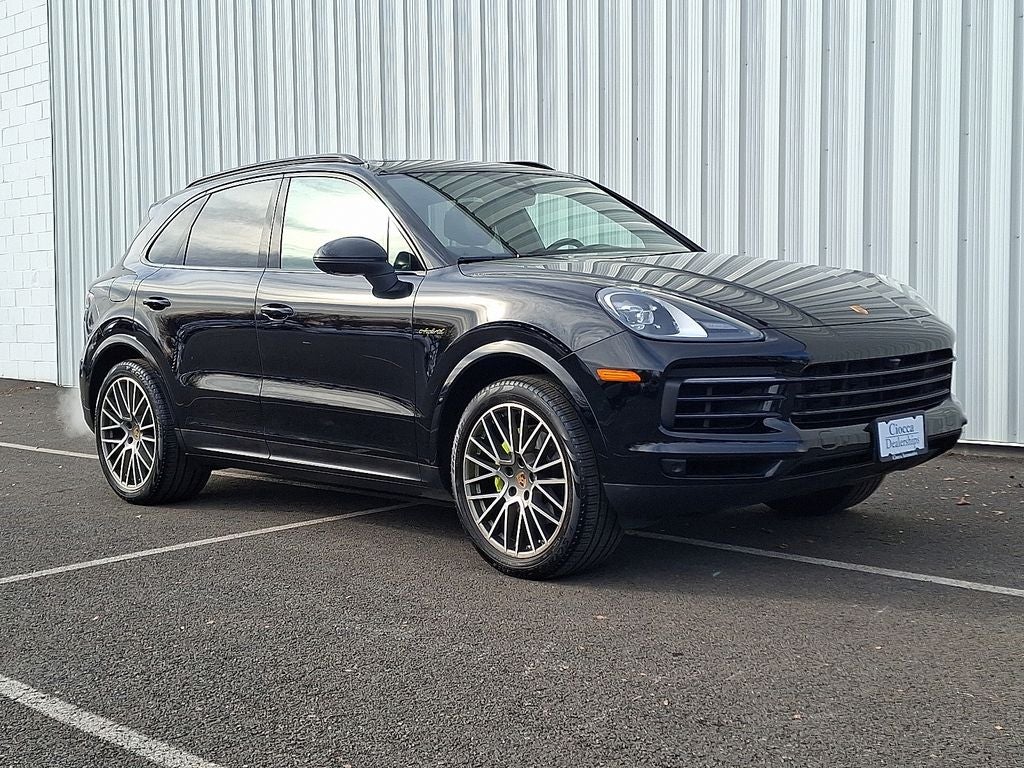 2023 Porsche Cayenne E-Hybrid Platinum Edition
