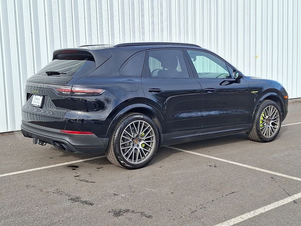 2023 Porsche Cayenne E-Hybrid Platinum Edition