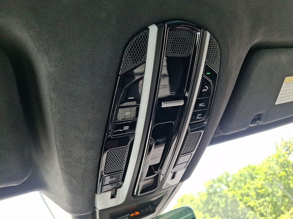 2022 Porsche Cayenne Turbo