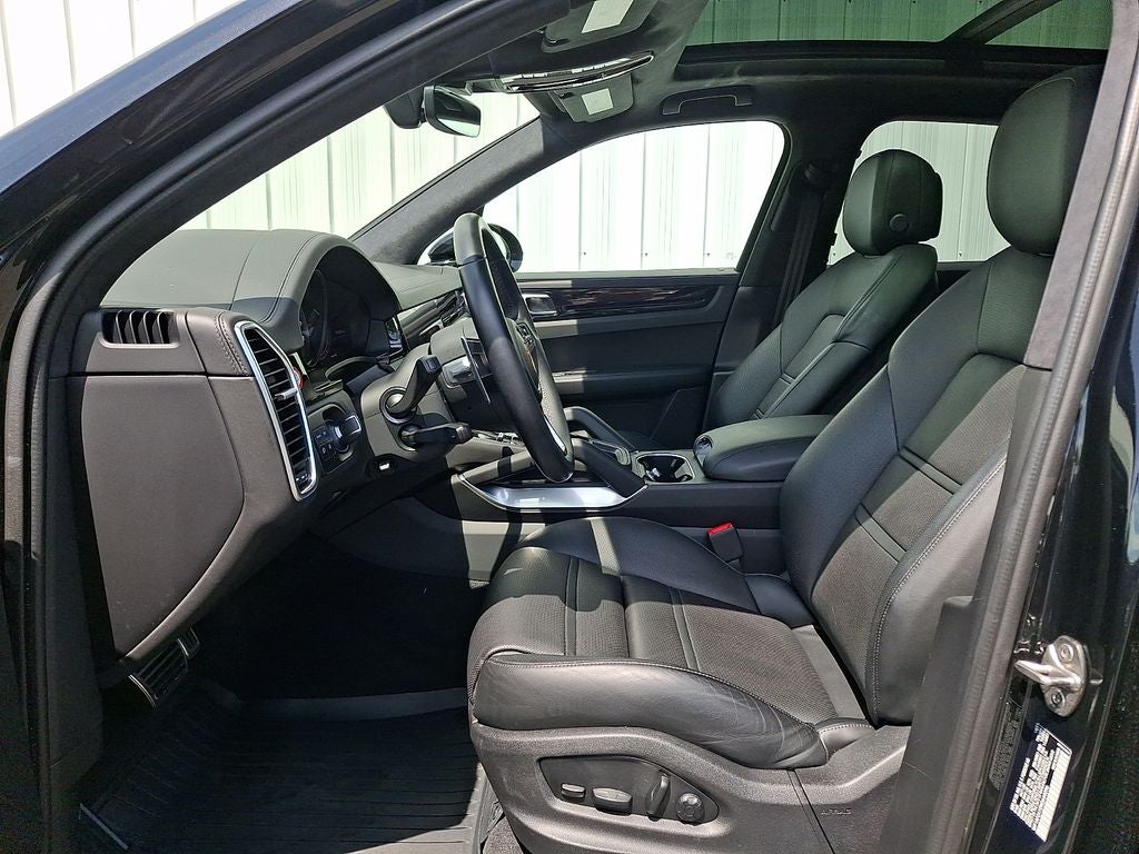 2022 Porsche Cayenne Turbo